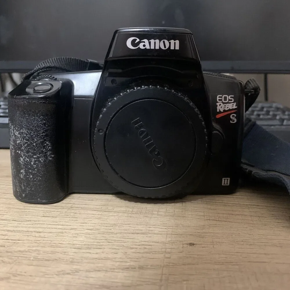 Canon EOS Rebel S II 35mm Film Body With Strap